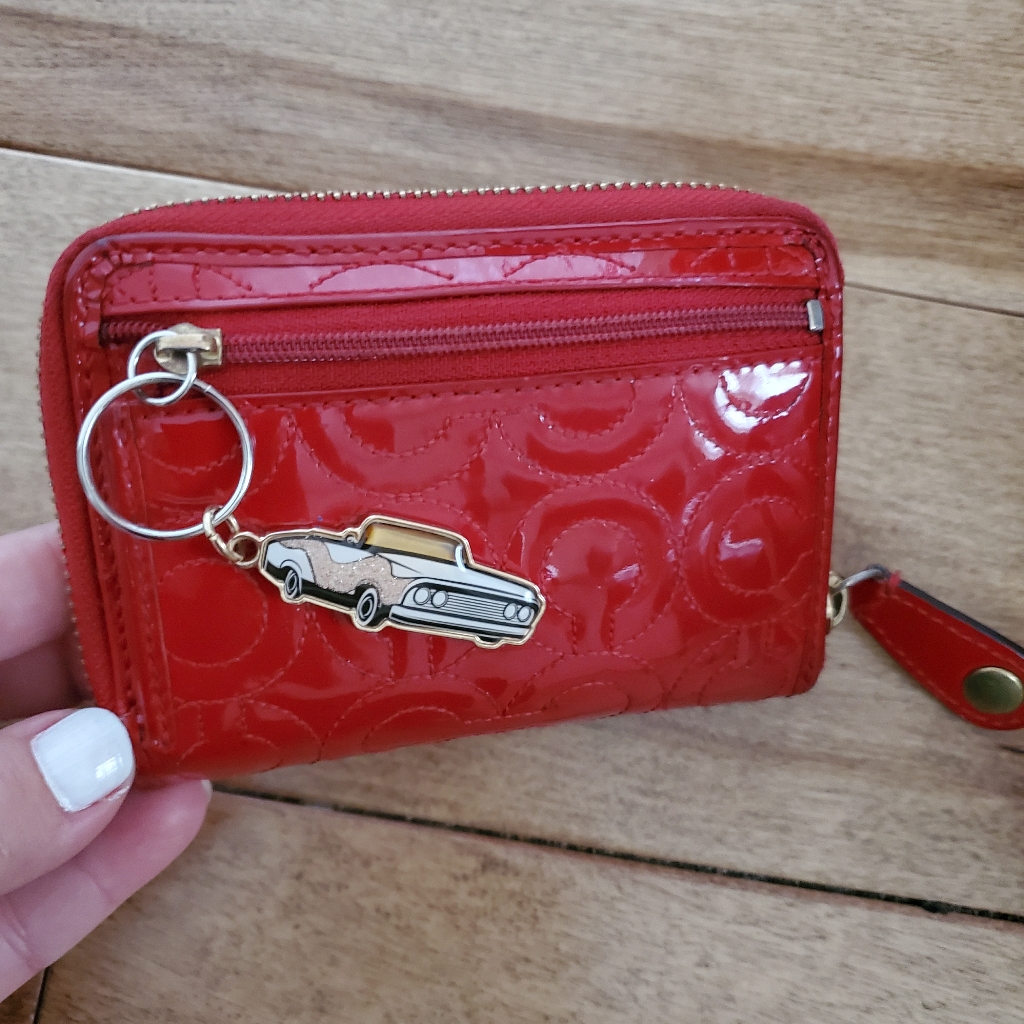 Rare Coach Red Leather Patent Gramercy Bifold Wallet Womens